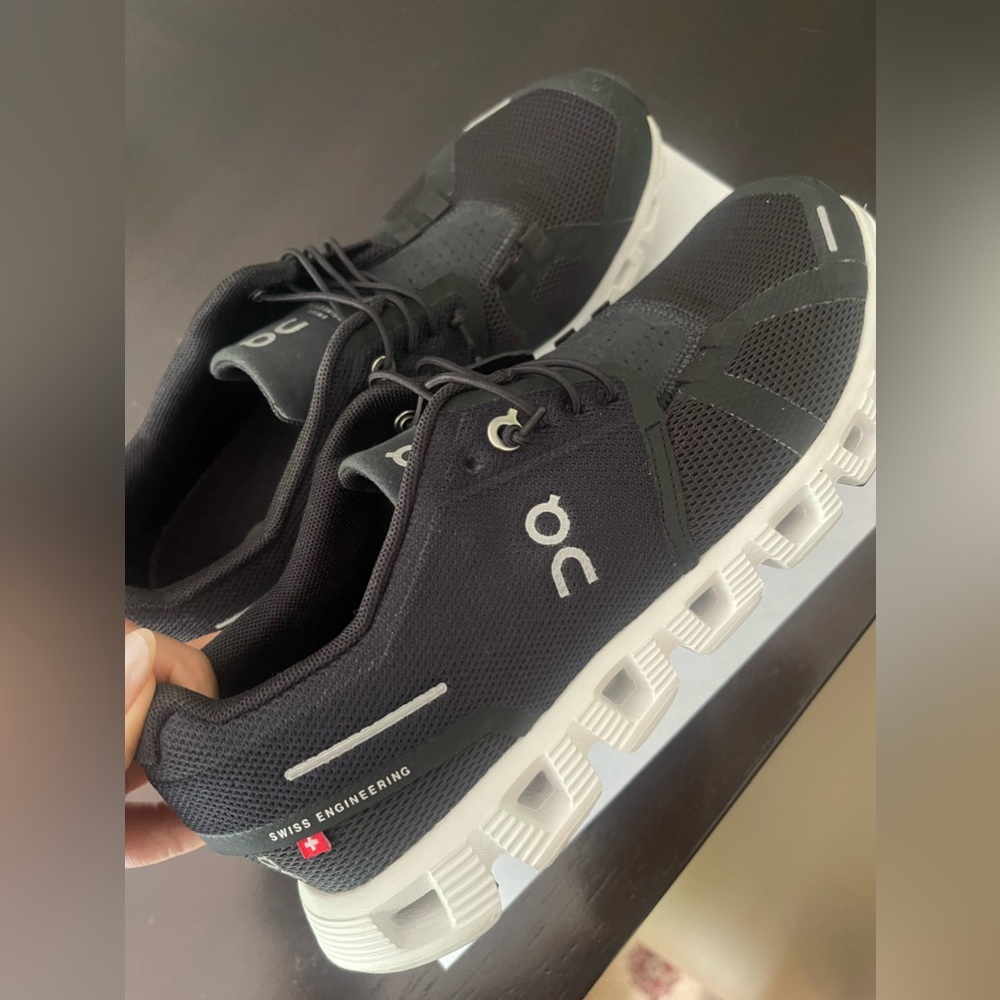 ON RUNNING CLOUD 5 WOMEN'S SNEAKERS 59.9890